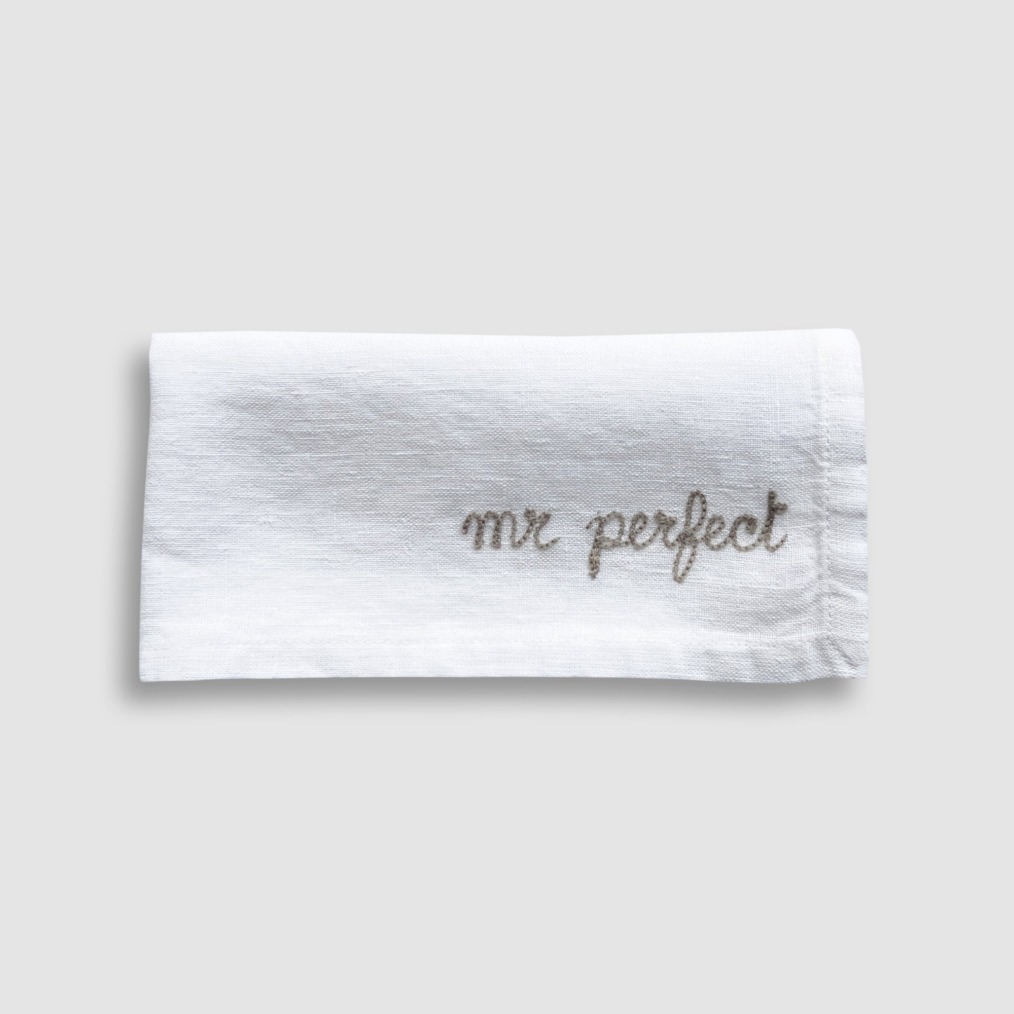 NAPKIN • WHITE