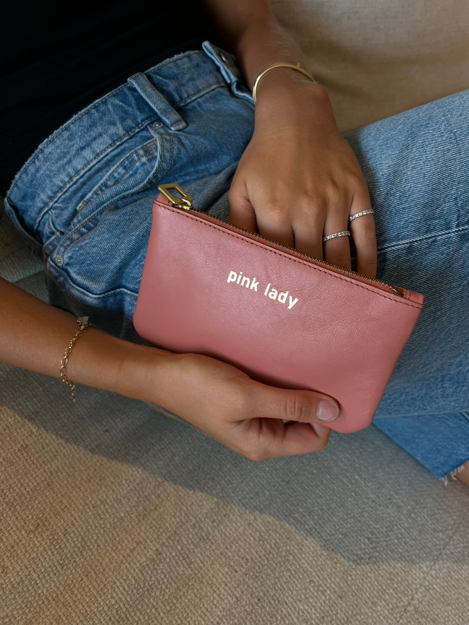 SMALL MESS POUCH • GUM