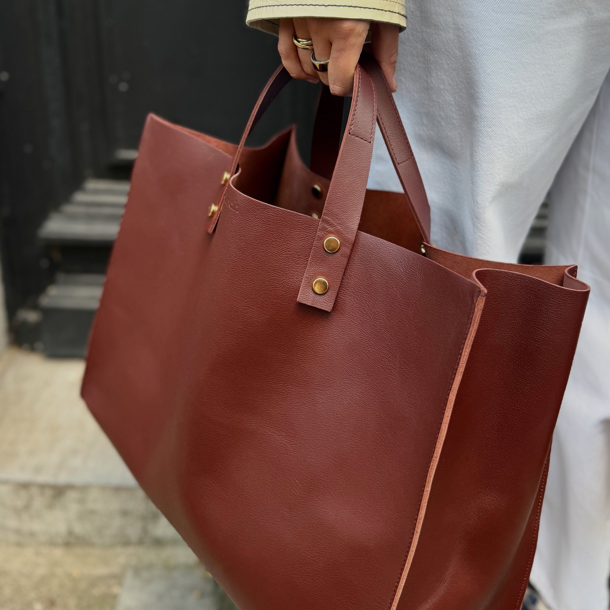 BAZAR TOTE BAG • MARRON
